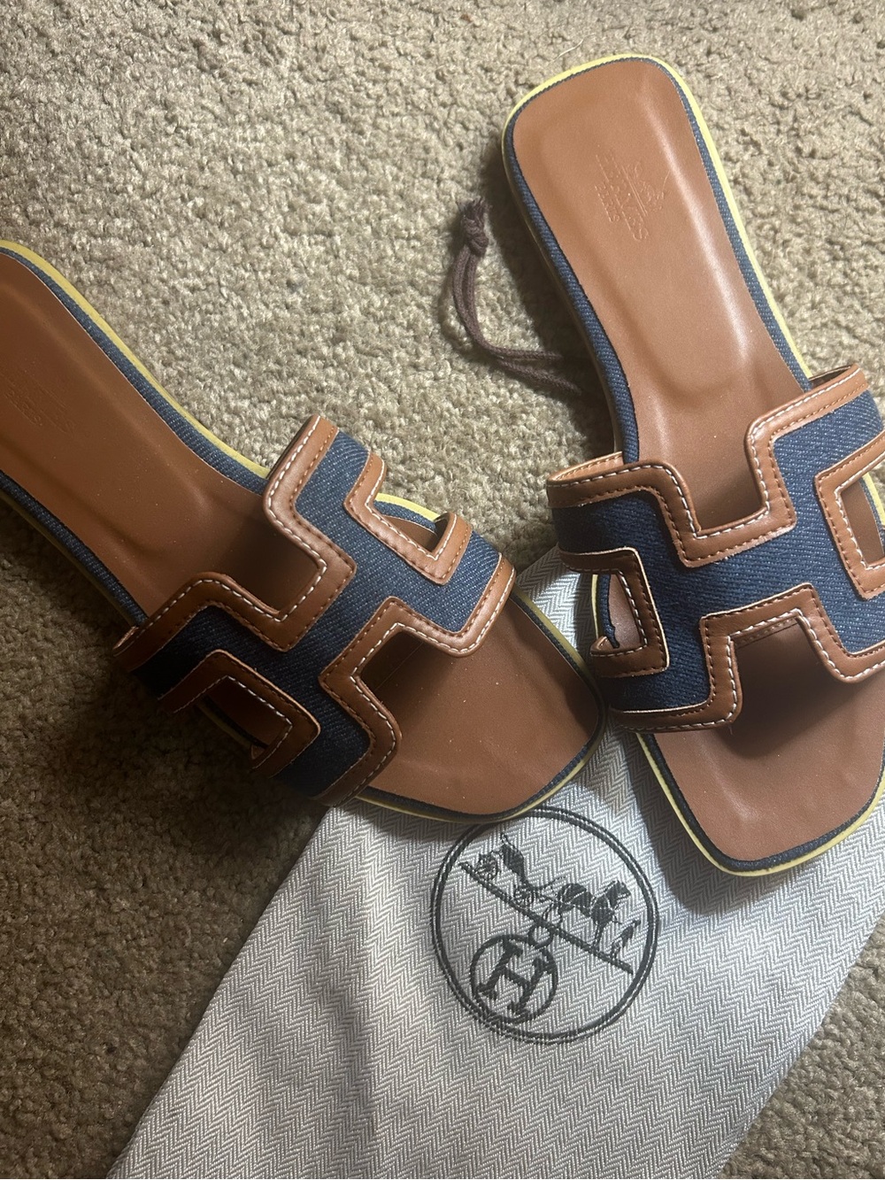 Hermes Oran Brown Leather Slide Sandals with Navy Trim